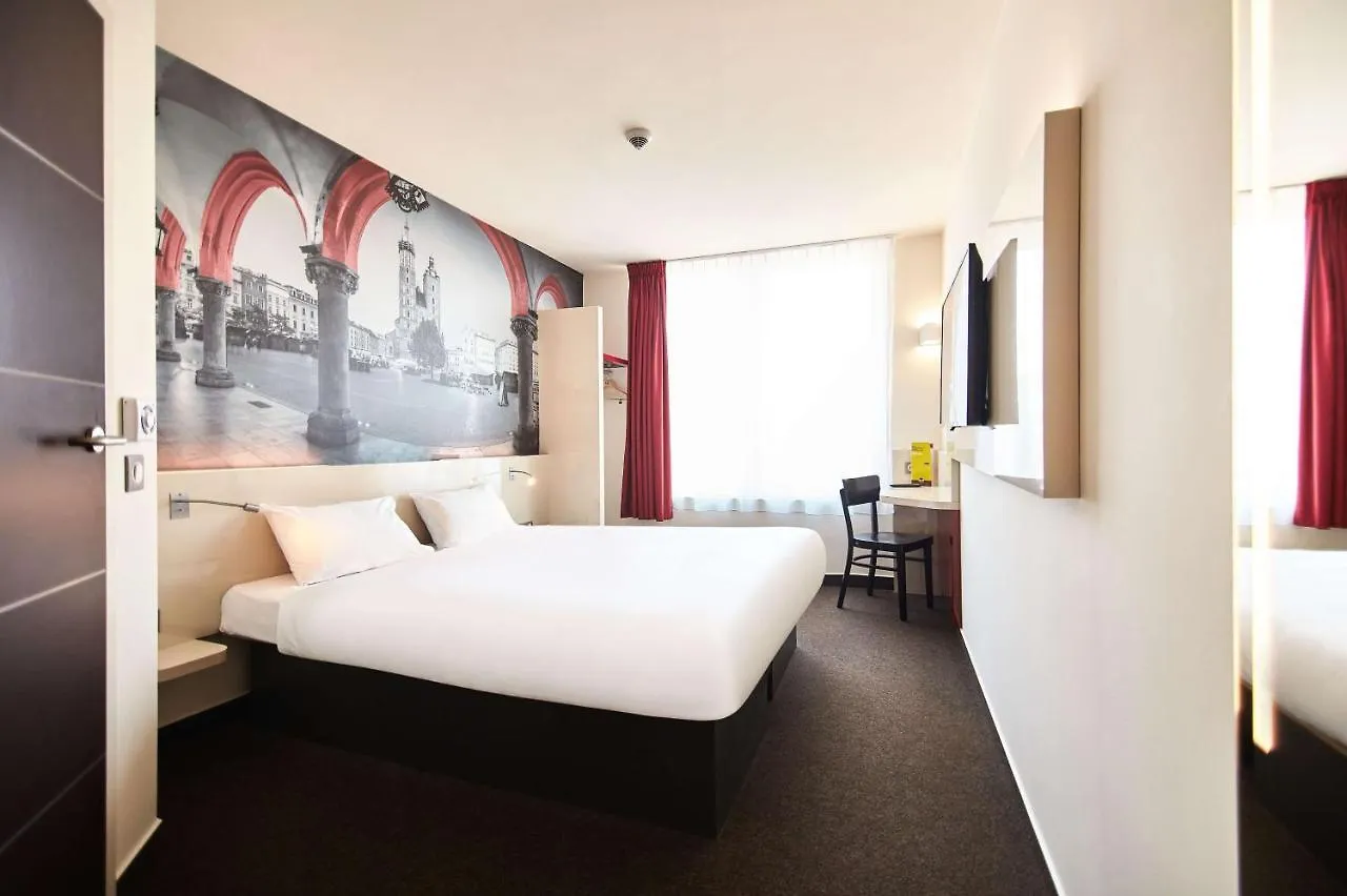 B&B Hotel Krakow Centrum contacts